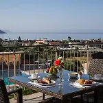 Panorama Aparthotel 3*
