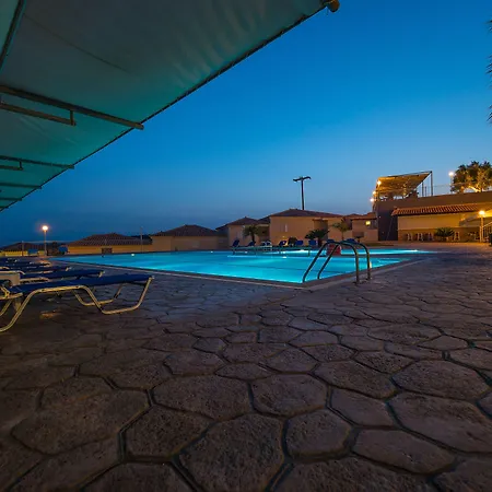 Panorama Aparthotel 3*