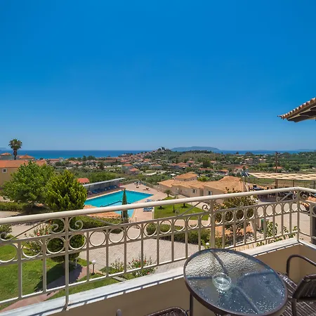 Panorama Aparthotel 3*
