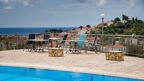 Apart-hotel Panorama Finikounta